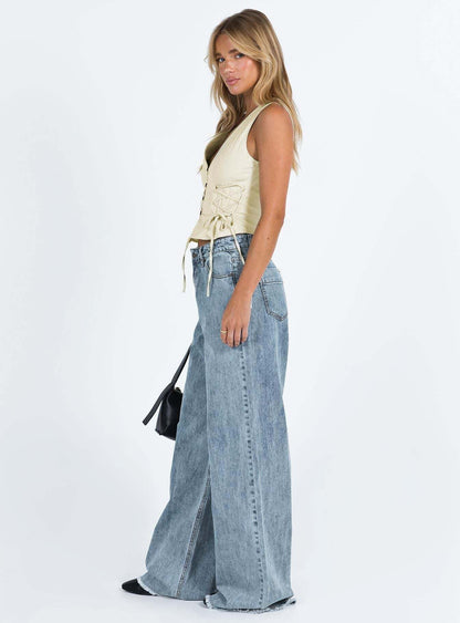 Thea Relaxed Wide-Leg Jeans