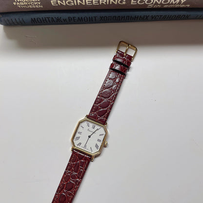 Estoria Goldframe Classic Watch